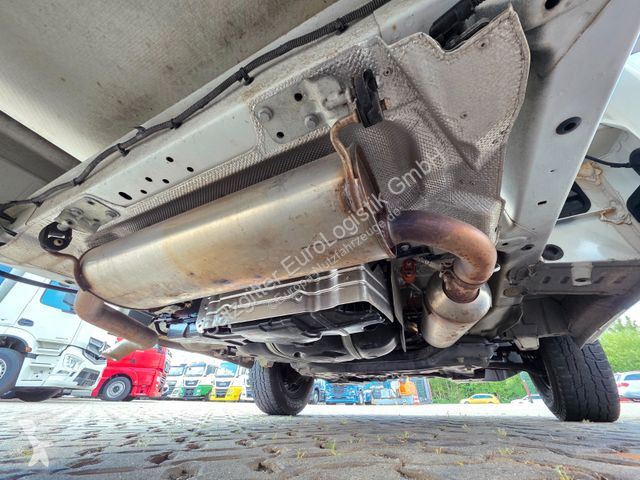 Véhicule utilitaire Peugeot / Ladebordwand /...
