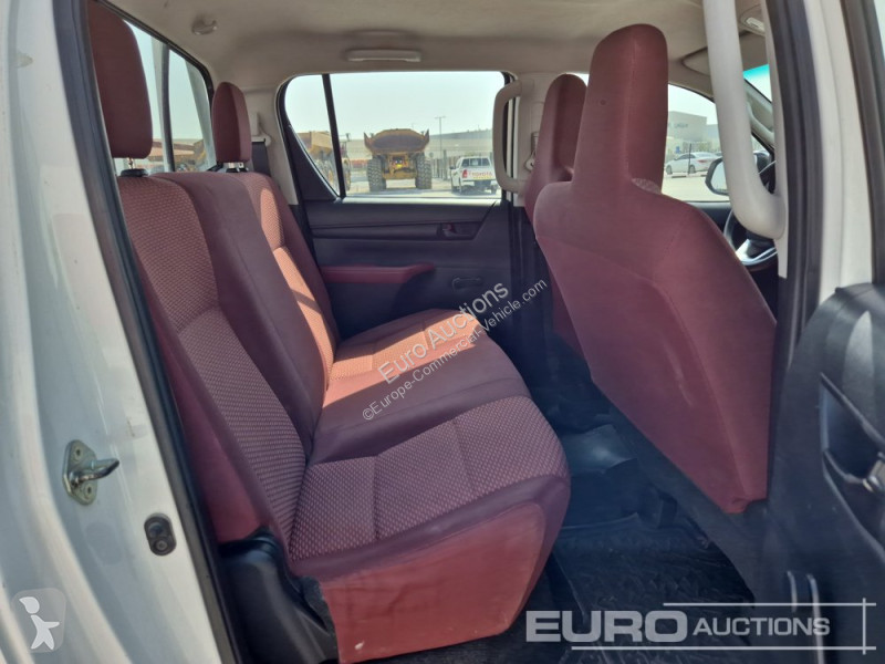 Véhicule utilitaire Toyota Hilux