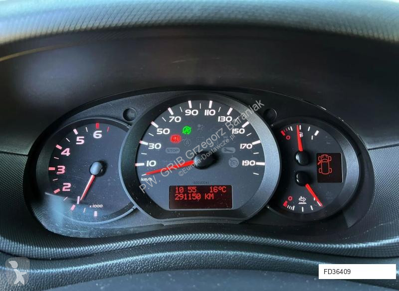 Furgoneta Renault 165 DCI Blaszak...
