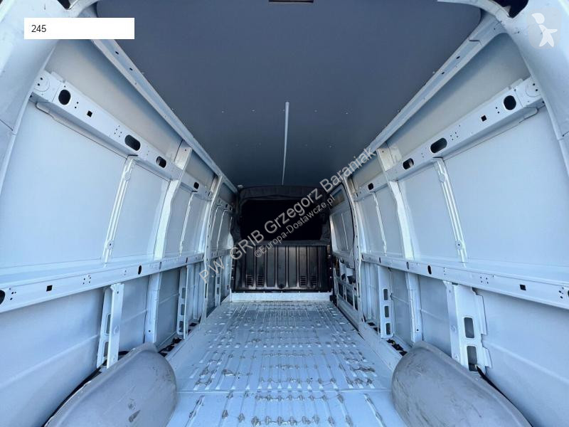 Užitkové vozidlo Renault 2.3 180DCI L3H2 Maxi