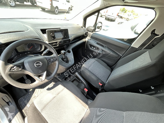 Autoutilitară Opel COMBO L2 130
