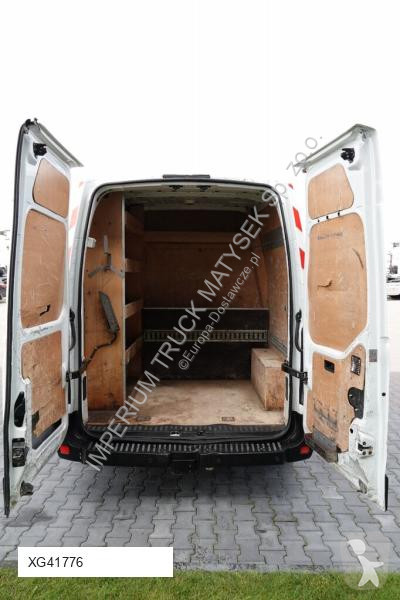 Furgoneta Renault MASTER / 6 osób / MANUAL / L2...