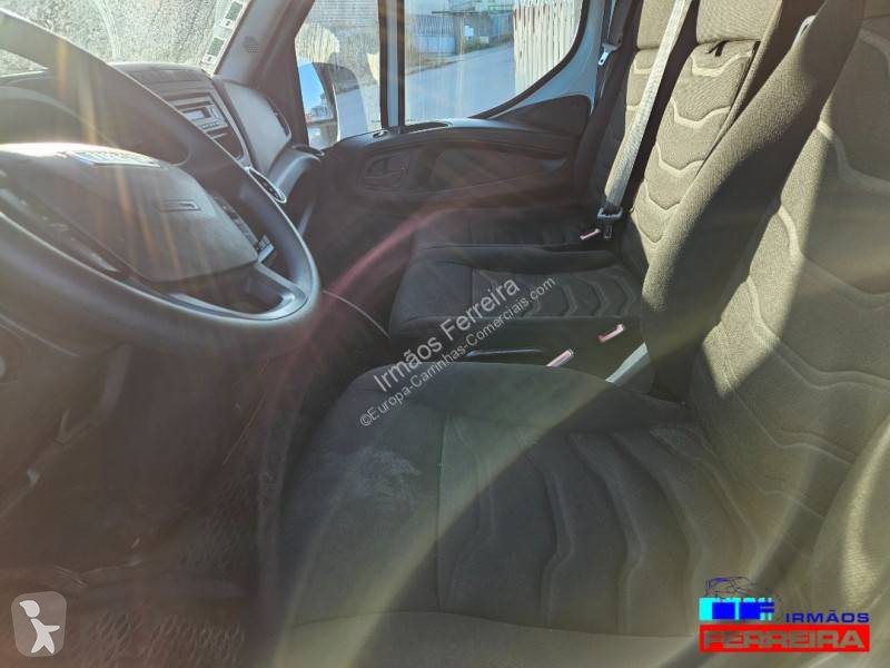 Véhicule utilitaire Iveco