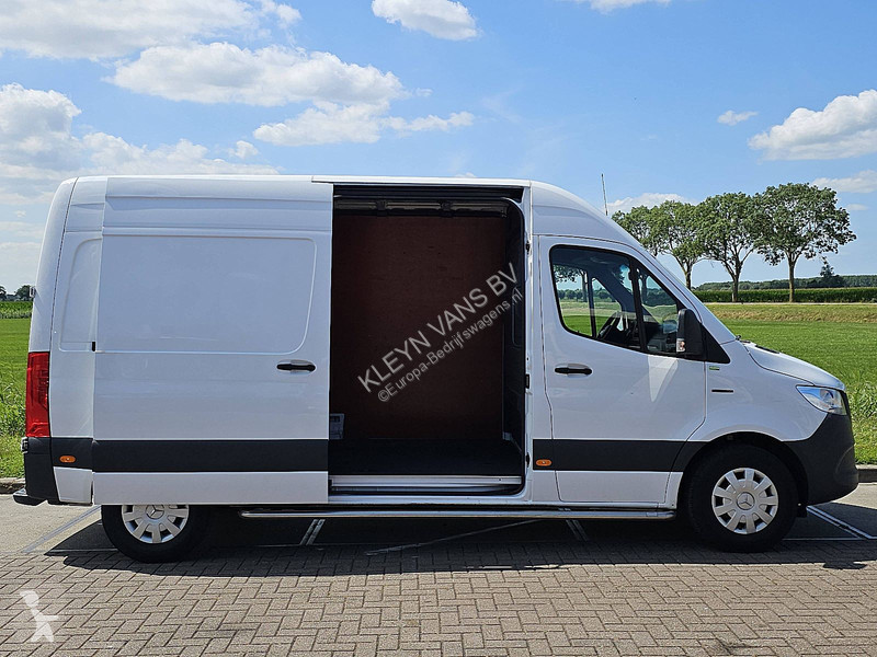Autoutilitară Mercedes L2H2 35 KWH