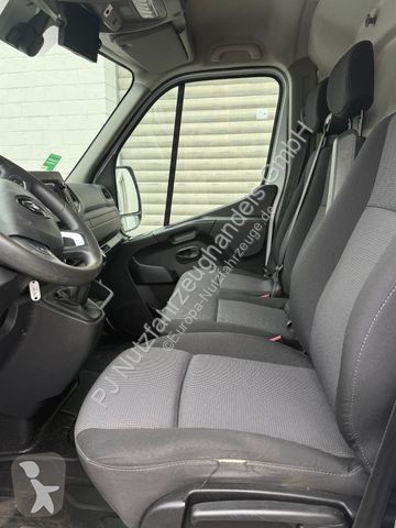 Autoutilitară Renault Klubb K26