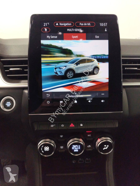 عربة نفعية Renault Captur TCe 90