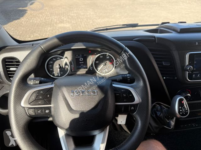 Autoutilitară Iveco 35S18H8V L4H2 Hi-Matic