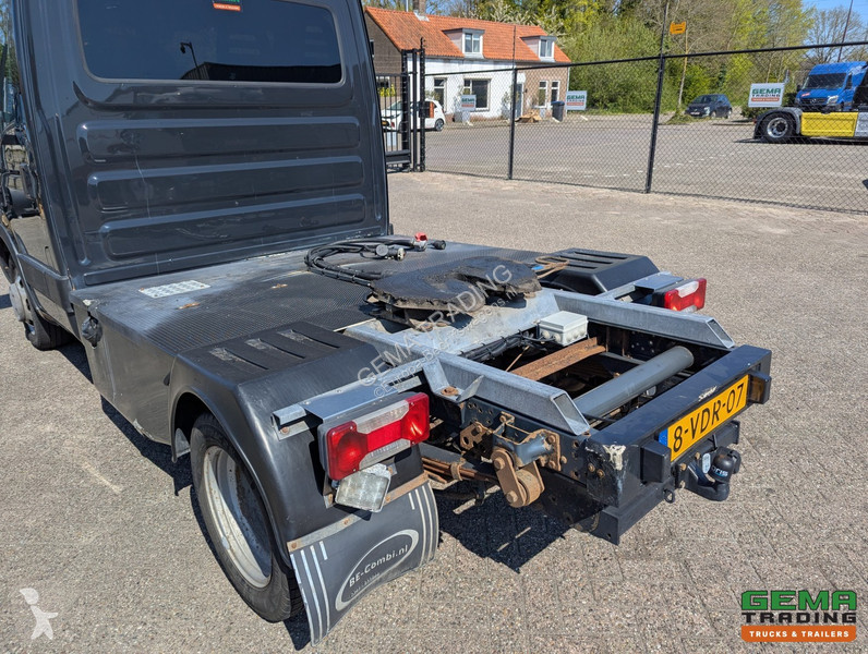 Véhicule utilitaire Iveco 4x2 Euro4 -...