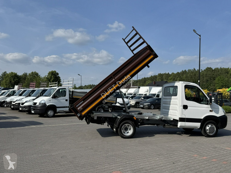 Autoutilitară Iveco 50C18 V