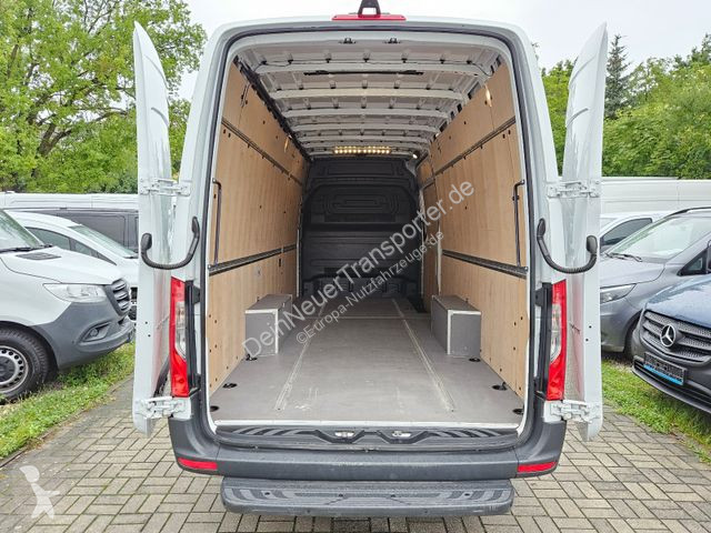 Užitkové vozidlo Mercedes 317 CDI...