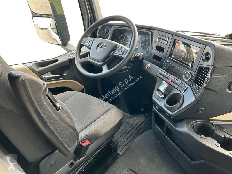 Camion Mercedes F 2546 F