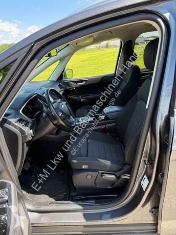 Furgoneta Ford Titanium