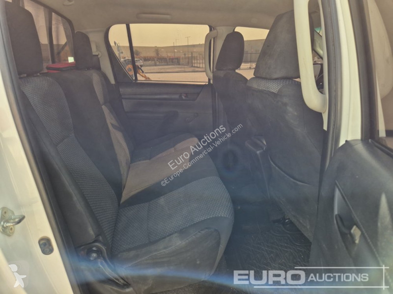 Véhicule utilitaire Toyota Hilux