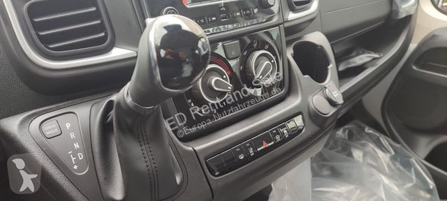 Veicolo commerciale Opel Vollverglast L4H2...