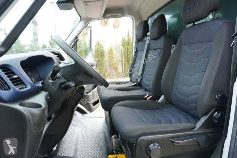 Furgoneta Iveco