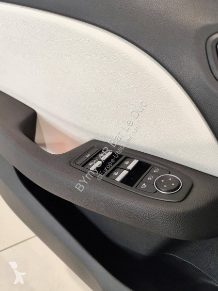 Veicolo commerciale Renault Clio TCe 100 GPL - 21