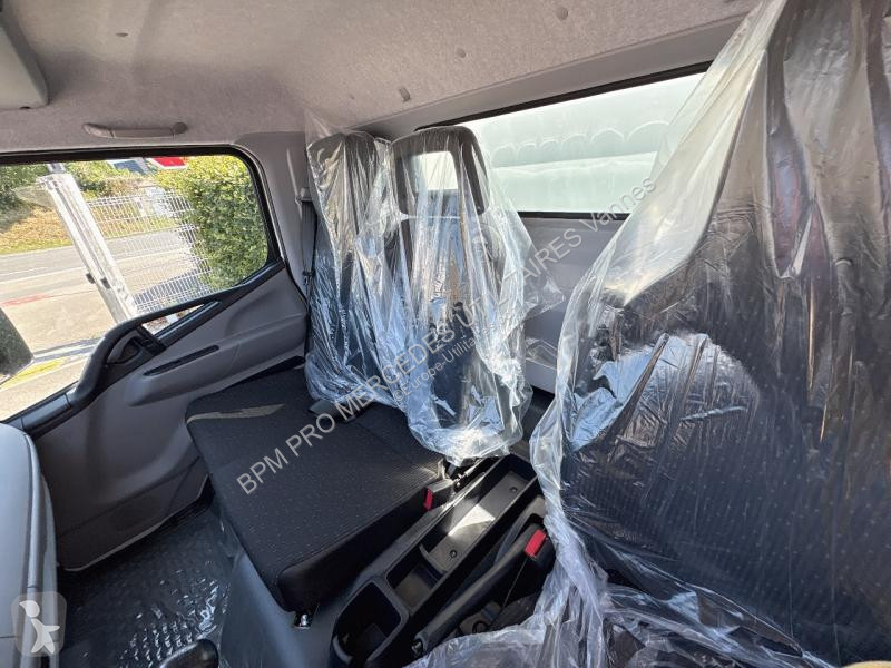 Véhicule utilitaire Fuso CCb 3C15 Empattement 28