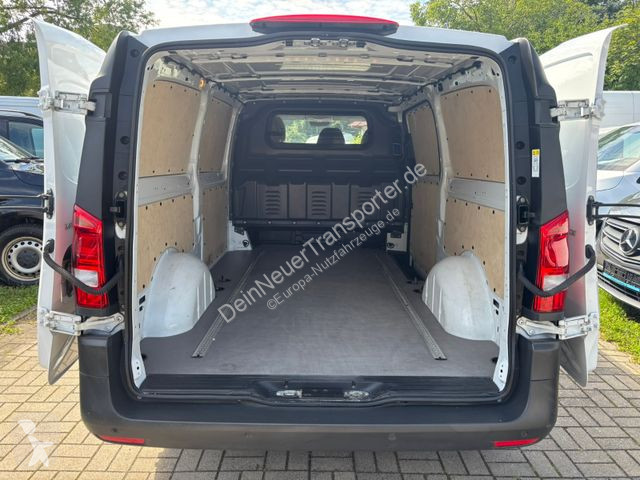 Užitkové vozidlo Mercedes Vito...