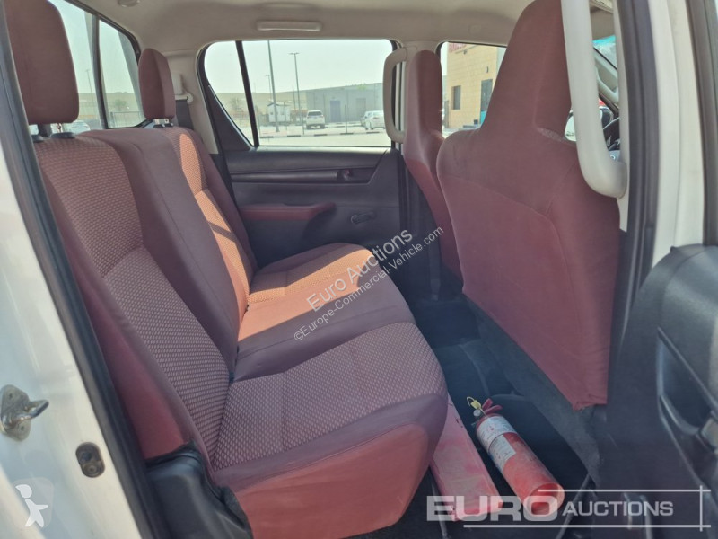 Veicolo commerciale Toyota Hilux DLX