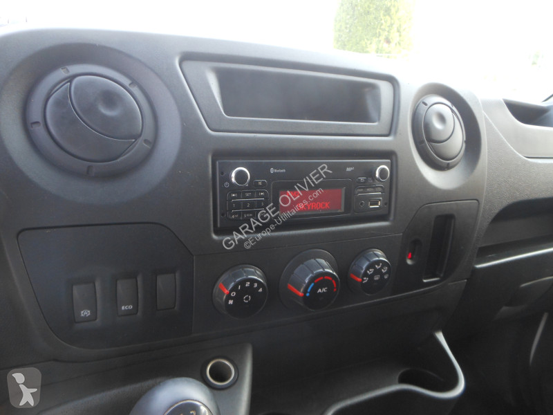 Samochód dostawczy Renault Plateau CDC Double...