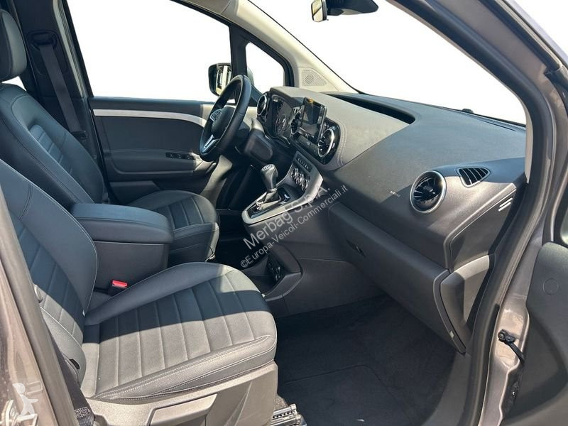 Užitkové vozidlo Mercedes T 160d Premium Long