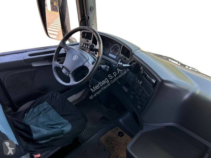 Kamion Scania 420 LB 8x2