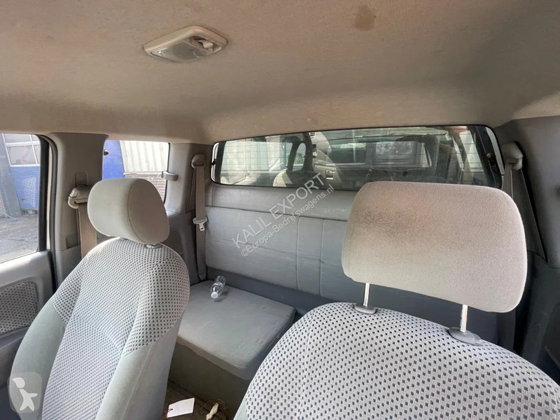 Véhicule utilitaire Toyota D-4D 4X4 5 SEATS...