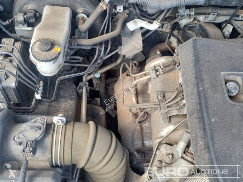 Véhicule utilitaire Toyota Hilux Invincible X