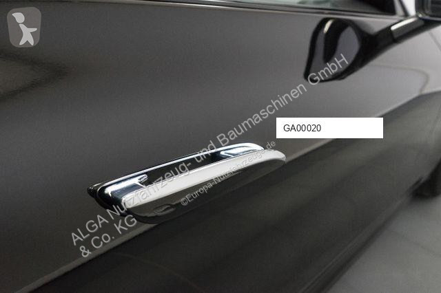 Véhicule utilitaire Mercedes 63 AMG...