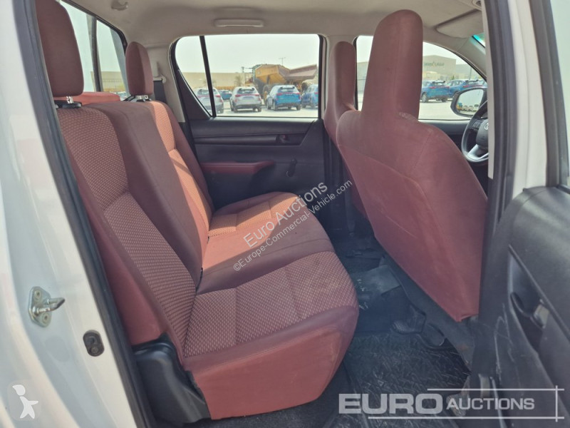 Véhicule utilitaire Toyota Hilux