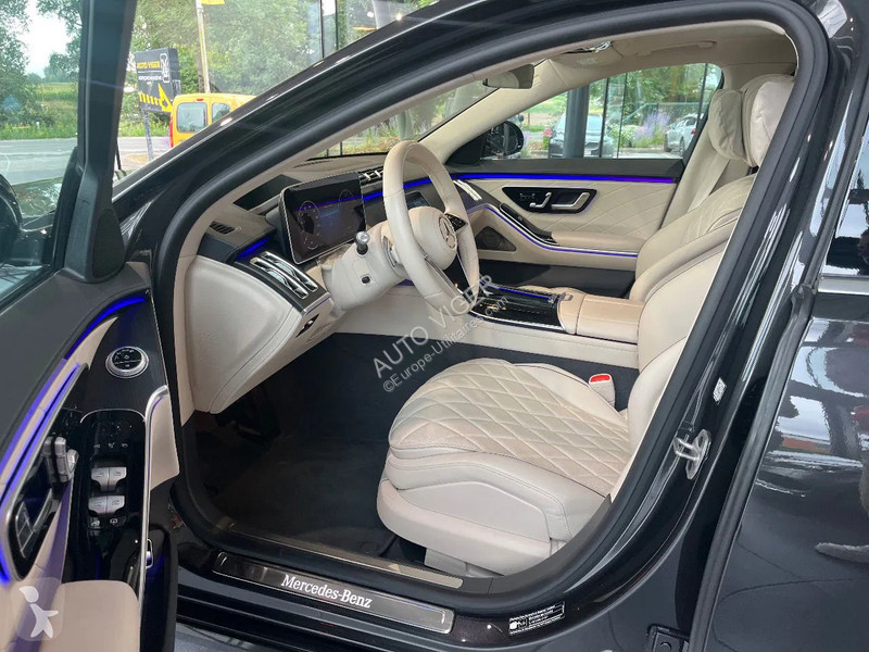 Autoutilitară Mercedes S450e...