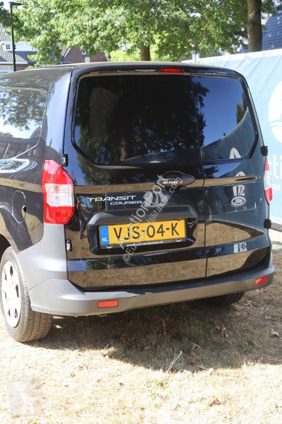 Furgoneta Ford Courier