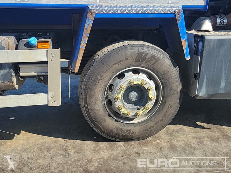 Veicolo commerciale  P410XT