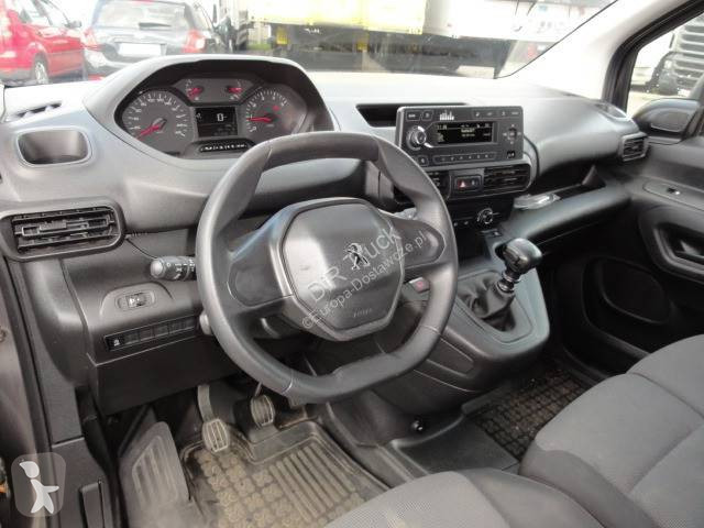 Veículo utilitário Peugeot