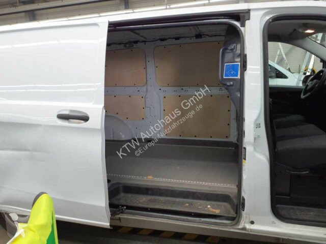 Furgoneta Mercedes Vito KA...