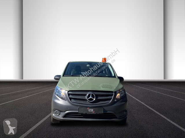 Furgoneta Mercedes 116...