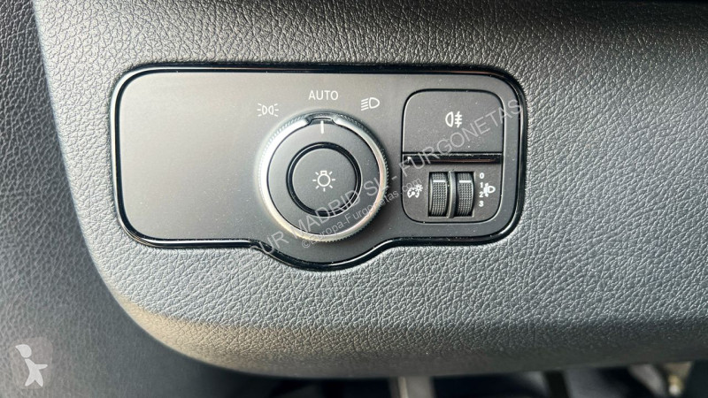 Véhicule utilitaire Mercedes Nuevo Sprinter 311...