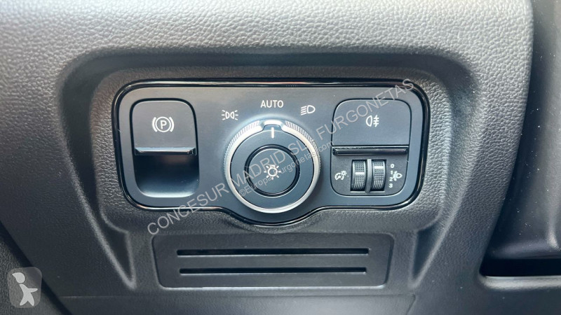 Užitkové vozidlo Mercedes 180 d