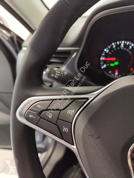 Autoutilitară Renault Arkana mild hybrid 140...