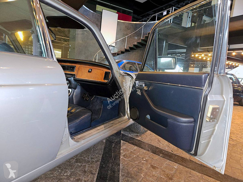 Véhicule utilitaire Jaguar (series II) 4.2...