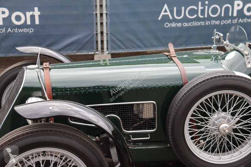 Véhicule utilitaire Chrysler  Roadster