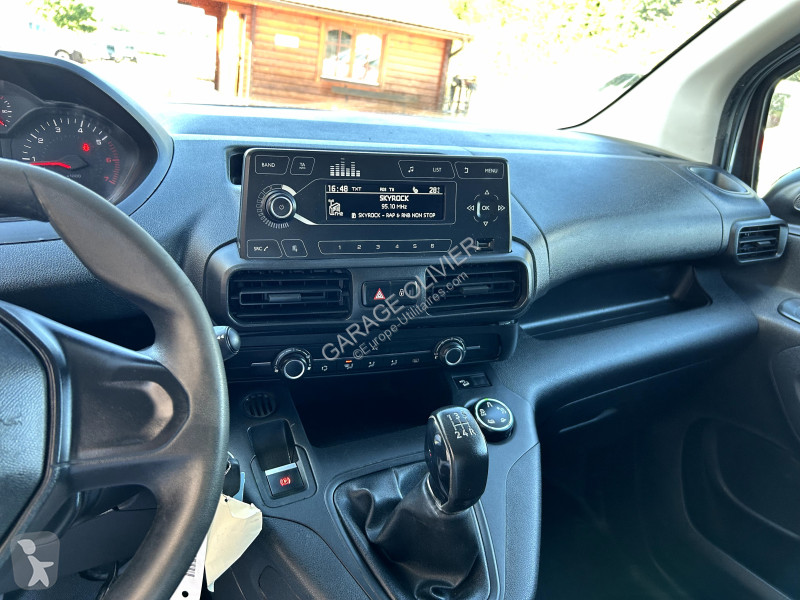 Furgoneta Peugeot 1.6 Bluehdi 100 Premium