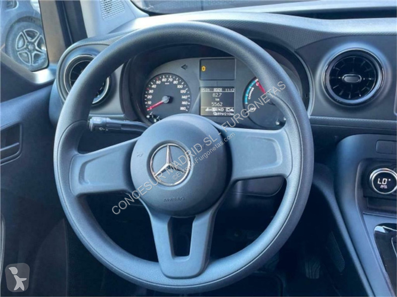 Véhicule utilitaire Mercedes eCitan Furgón Pro...