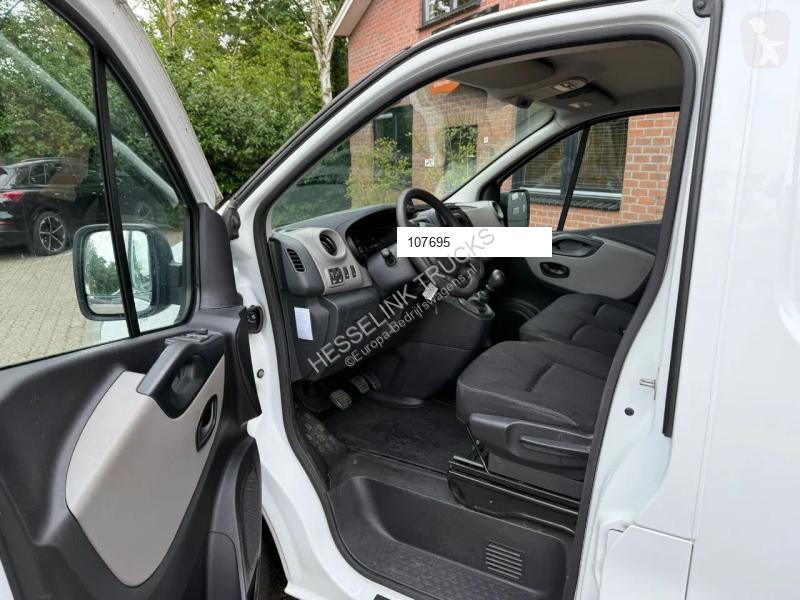 Véhicule utilitaire Renault 1.6 dCi T27 L1H1...