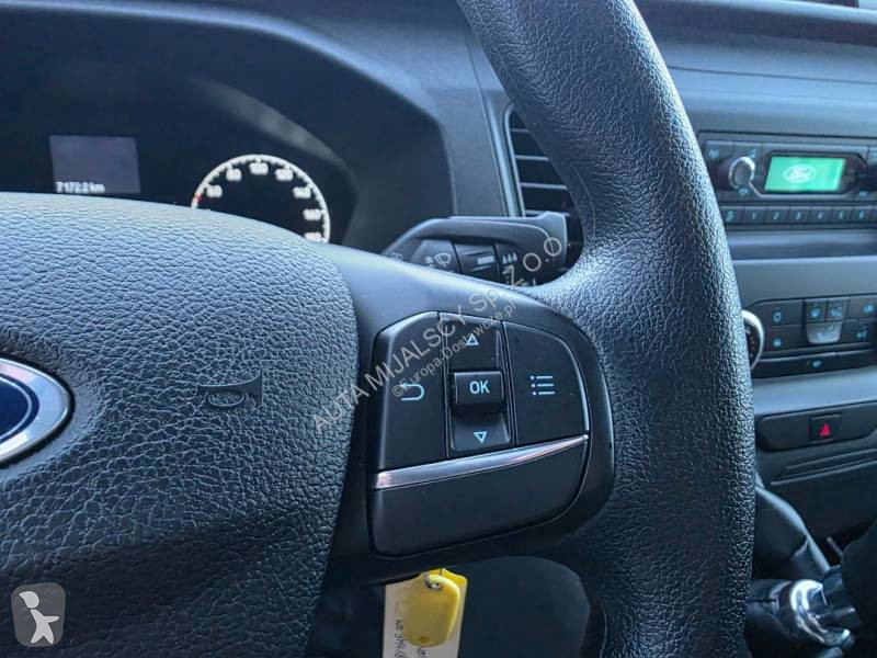 Samochód dostawczy Ford