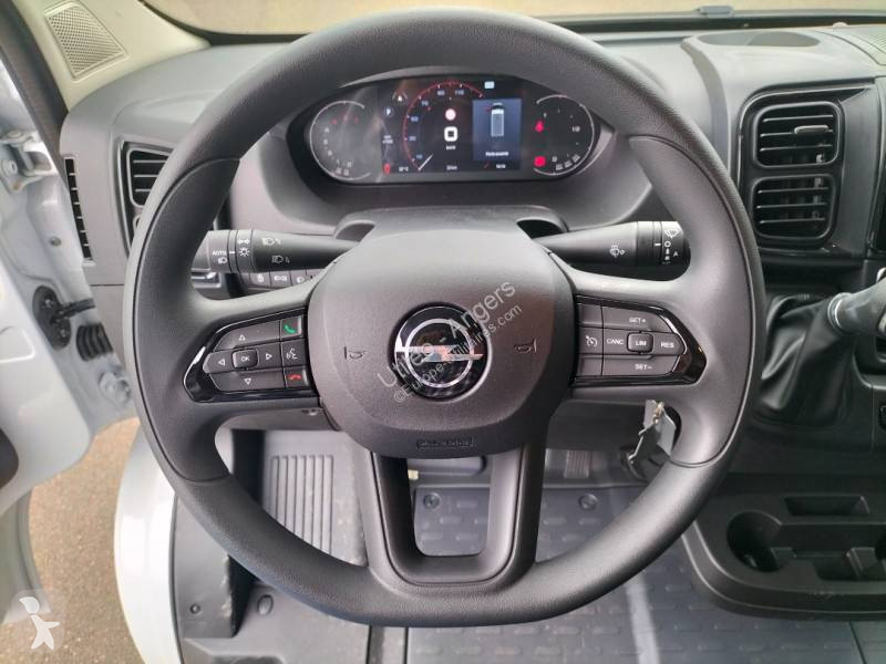 عربة نفعية Opel