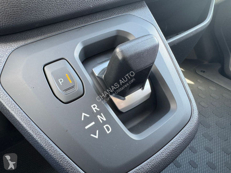 Véhicule utilitaire Renault BLUE DCI 150 GSR2...