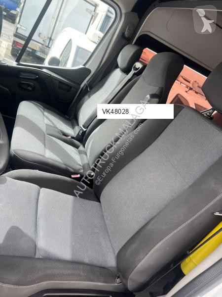 Furgoneta Renault MASTER CARGA CON PLATAFORMA...