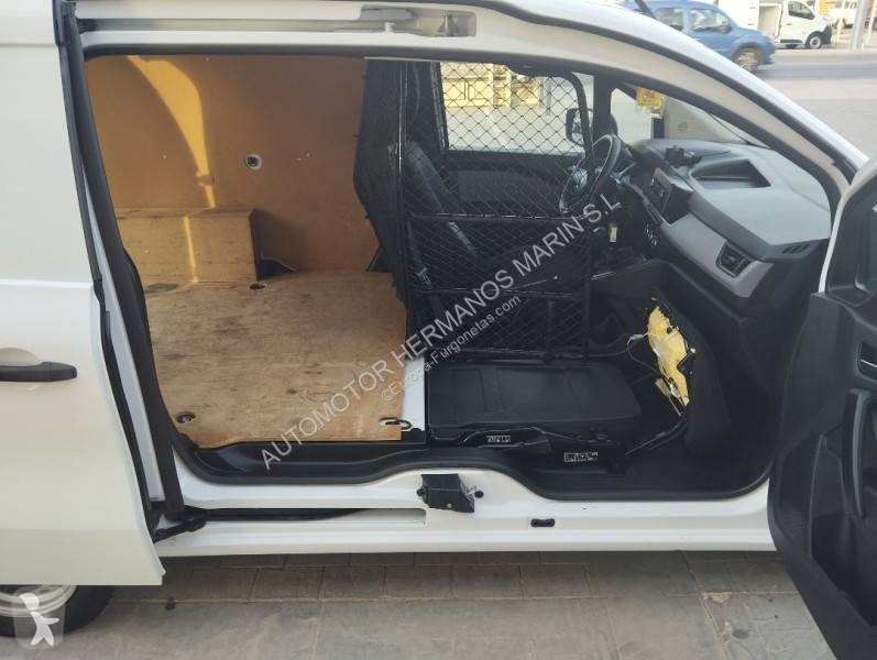 عربة نفعية Renault