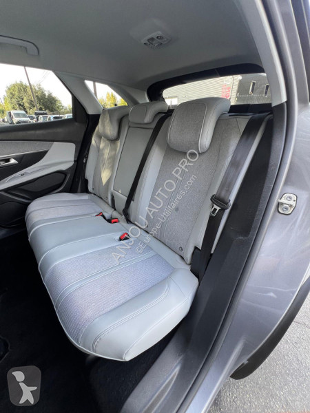 عربة نفعية Peugeot HDI 130CH BVM6 ALLURE